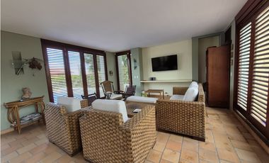 Venta espectacular casa campestre en Chinauta Cundinamarca exclusiva