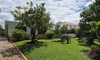 Venta espectacular casa campestre en Chinauta Cundinamarca exclusiva