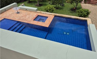 Venta espectacular casa campestre en Chinauta Cundinamarca exclusiva