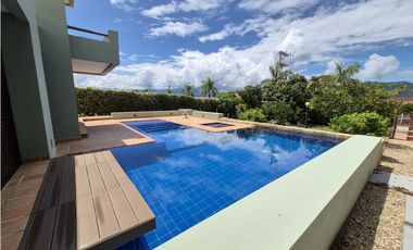 Venta espectacular casa campestre en Chinauta Cundinamarca exclusiva