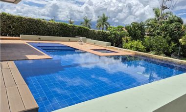 Venta espectacular casa campestre en Chinauta Cundinamarca exclusiva