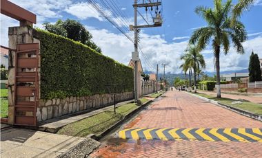 Venta espectacular casa campestre en Chinauta Cundinamarca exclusiva