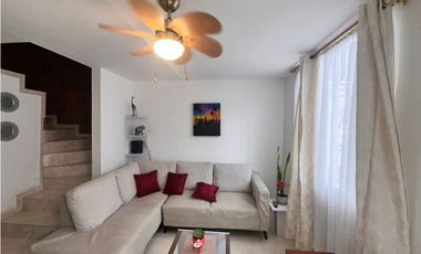 SE VENDE CASA EN CIUDAD CORDOBA RESERVADO AMPLIA