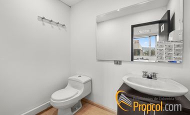 Se Arrienda Oficina, La Floresta, Bogota