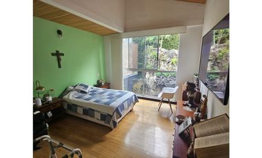 CASA SECTOR MONTESSORI EN ENVIGADO