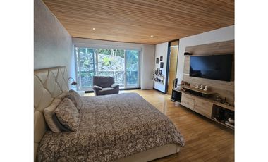 CASA SECTOR MONTESSORI EN ENVIGADO