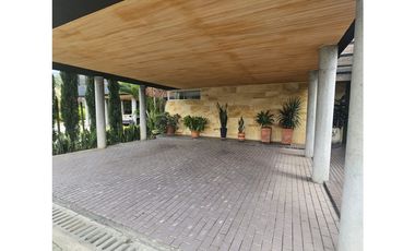 CASA SECTOR MONTESSORI EN ENVIGADO
