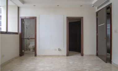 Remate: Venta de Apartamento en Punta Paitilla , Ph Golden Palace