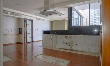 Remate: Venta de Apartamento en Punta Paitilla , Ph Golden Palace