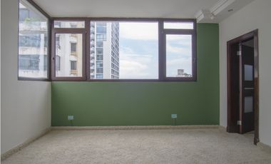 Remate: Venta de Apartamento en Punta Paitilla , Ph Golden Palace
