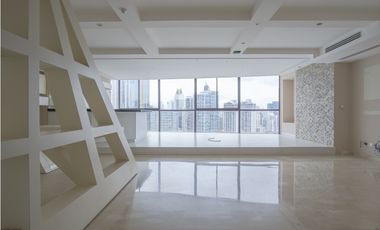 Remate: Venta de Apartamento en Punta Paitilla , Ph Golden Palace