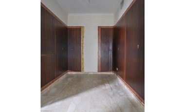 Remate: Venta de Apartamento en Punta Paitilla , Ph Golden Palace