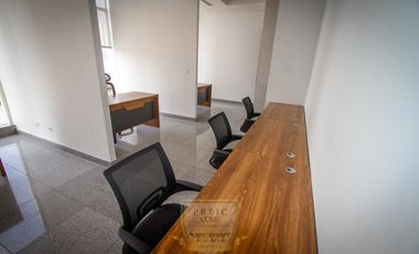 Alquilo oficina amoblada en Obarrio