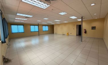 VENTA DE CASA COMERCIAL CON OFICINAS UBICACION EL CARMEN 795mtrs JP