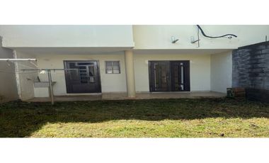 VENTA CASA REBAJADA TOCUMEN BRISAS DEL LAGO DUPLEX MYP