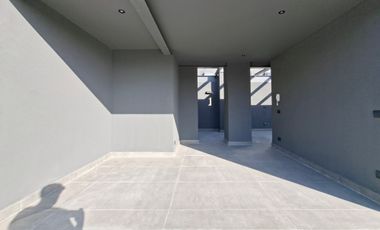 Av. Las Condes 10800 (2 Est /1 Bod) [3167-24]