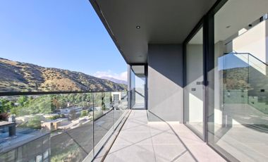 Av. Las Condes 10800 (2 Est /1 Bod) [3167-24]