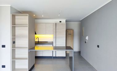 Av. Las Condes 10800 (1 Est /1 Bod) [3167-4]