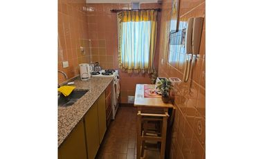 VENTA DEPARTAMENTO 2 AMBIENTES CONTRAFRENTE ABIERTO Y COCHERA