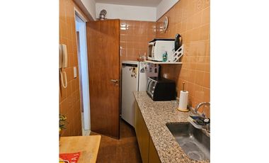 VENTA DEPARTAMENTO 2 AMBIENTES CONTRAFRENTE ABIERTO Y COCHERA