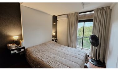 Hermoso departamento. Dos dormitorios con cochera. zona parque.