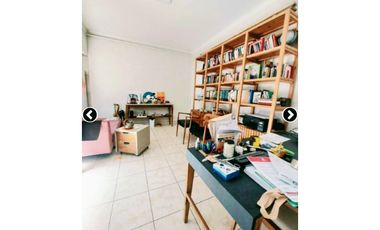 VENTA PH 3 AMBIENTES PRIMER PISO SIN EXPENSAS MACROCENTRO