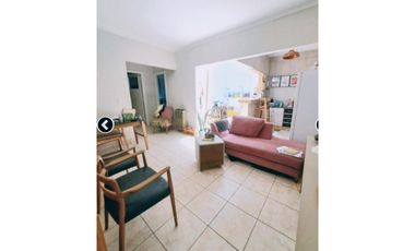 VENTA PH 3 AMBIENTES PRIMER PISO SIN EXPENSAS MACROCENTRO