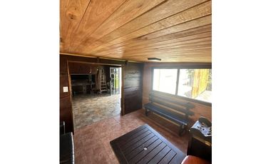 Cabaña 3 Ambientes con pileta y quincho-- parque lago