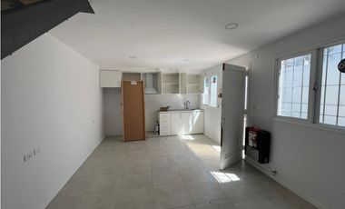 Ph 2 ambientes con cochera + dependencia/escritorio - calle Rivadavia