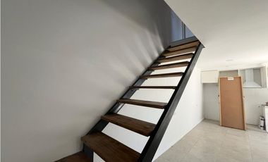 Ph 2 ambientes con cochera + dependencia/escritorio - calle Rivadavia