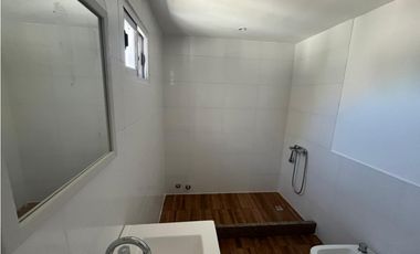 Ph 2 ambientes con cochera + dependencia/escritorio - calle Rivadavia