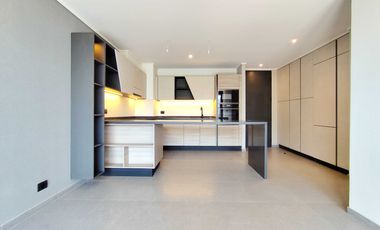 Av. Las Condes 10800 (1 Est ) [3167-4]