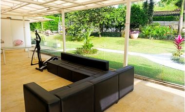 CASA EN VENTA EN CONDOMINIO BAJO DAPA 3100M2