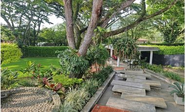 CASA EN VENTA EN CONDOMINIO BAJO DAPA 3100M2