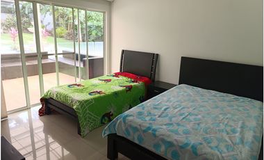 CASA EN VENTA EN CONDOMINIO BAJO DAPA 3100M2