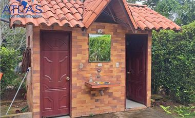 VENTA CASA CAMPESTRE  EN RUITOQUE TRES ESQUINAS COD:1150