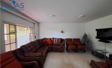 VENTA CASA CAMPESTRE  EN RUITOQUE TRES ESQUINAS COD:1150