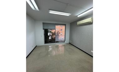 SE ARRIENDA OFICINA EN CIUDAD JARDIN CALI