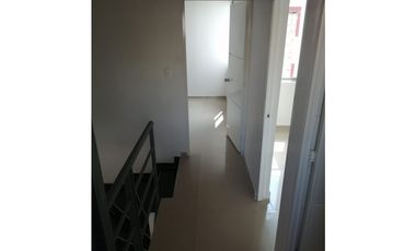 SE VENDE APARTAMENTO DÚPLEX EN PORTAL DE BELÉN PIEDECUESTA