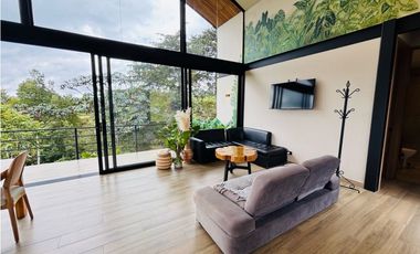 Casa campestre en unidad con portón vía san Antonio la ceja