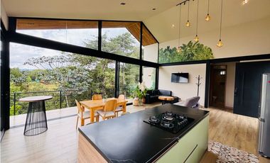 Casa campestre en unidad con portón vía san Antonio la ceja