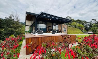 Casa campestre en unidad con portón vía san Antonio la ceja