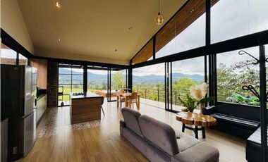 Casa campestre en unidad con portón vía san Antonio la ceja