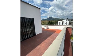 VENDO APARTAMENTO dúplex cerca a unicentro PEREIRA