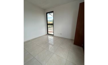 VENDO APARTAMENTO dúplex cerca a unicentro PEREIRA