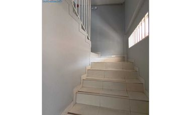 SE ARRIENDA CASA DE 5 PISOS EN FLORIDABLANCA COD:1151