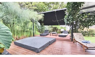 Vendo casa alta categoría, unidad cerrada, Poblado, loma Los Balsos