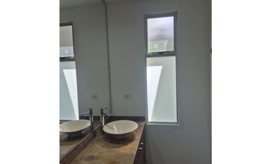 Casa en Arriendo en Alto de Palmas