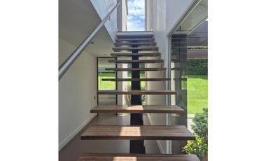 Casa en Arriendo en Alto de Palmas