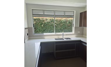 Casa en Arriendo en Alto de Palmas